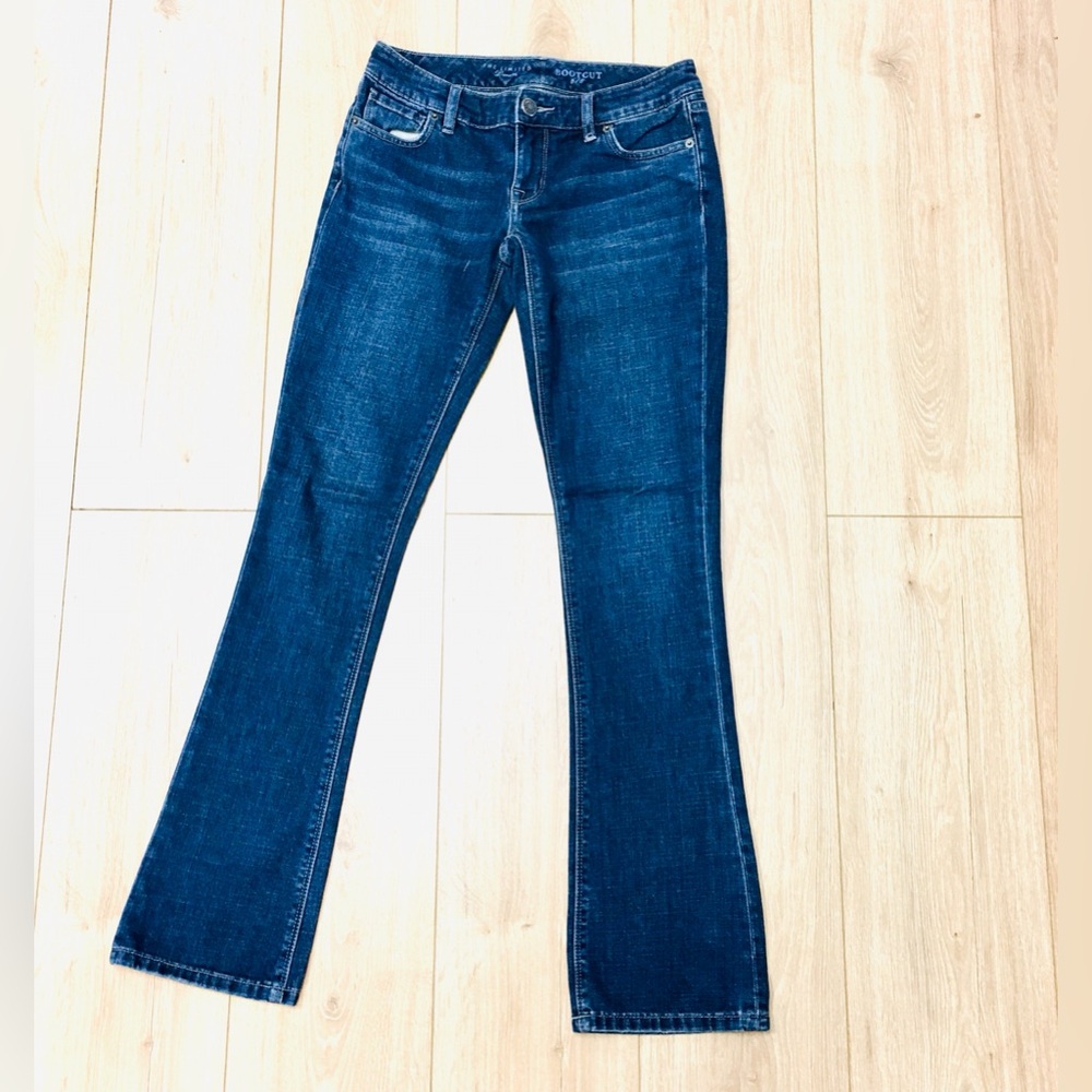 The Limited bootcut boot cut denim dark preppy trending jeans cozy stretch 0